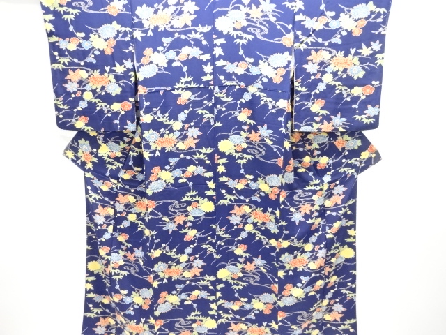 Kimono with flowing water and floral pattern